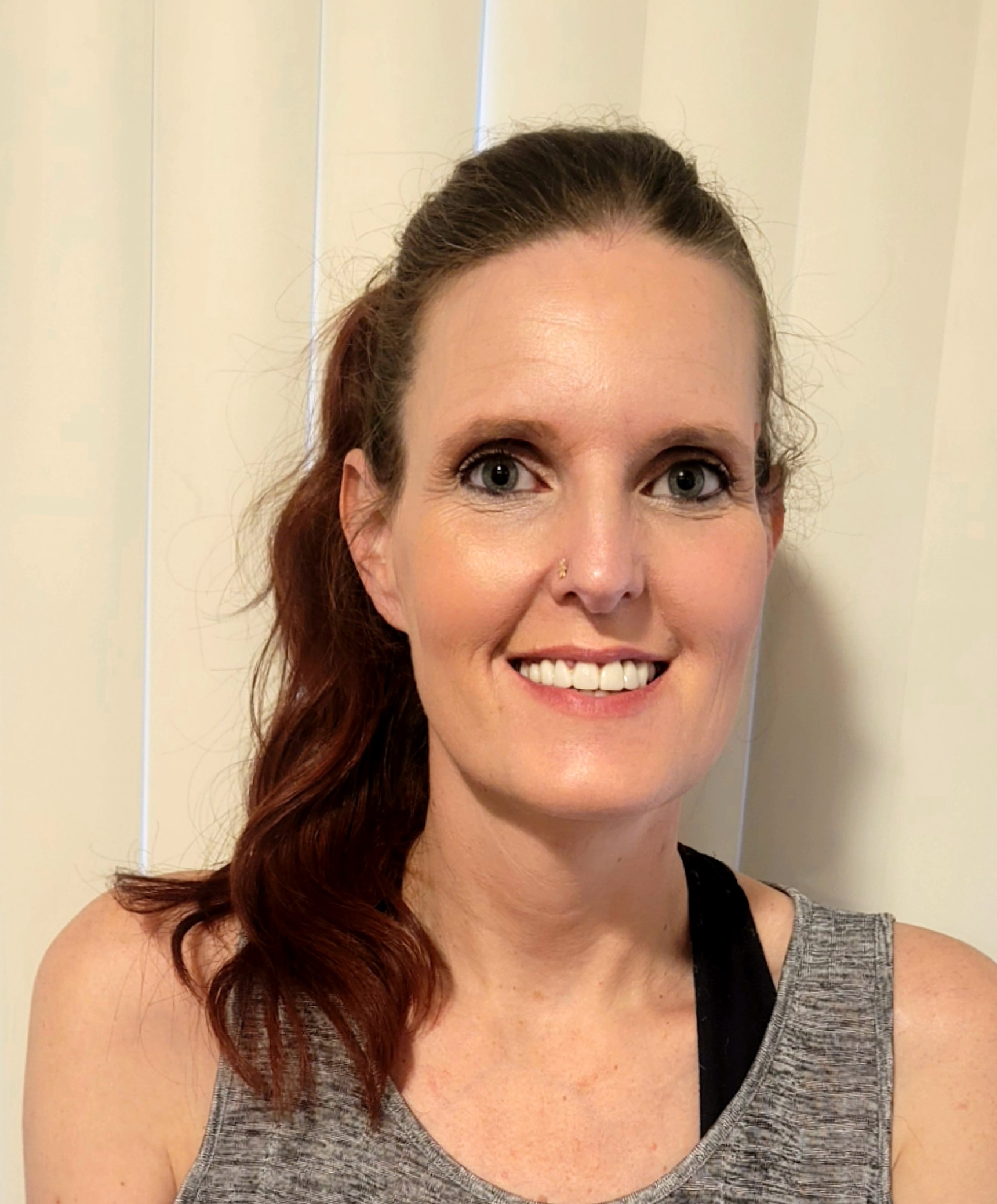 Picture of April Gray: LAMFT Credentialed Therapist